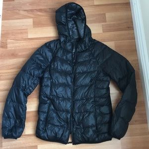 Uniqlo ultra light down jacket